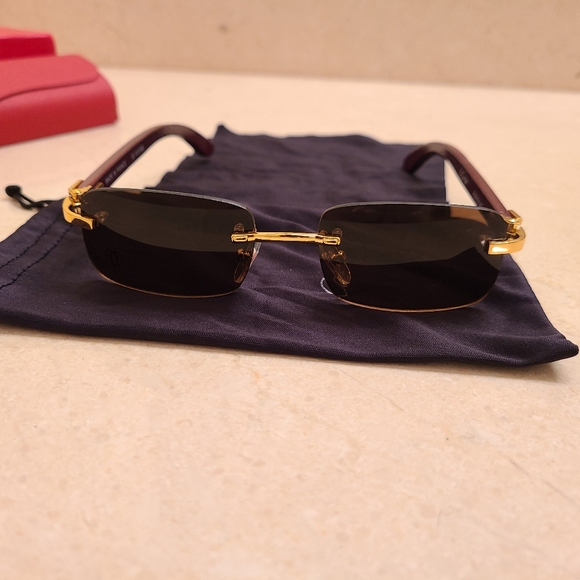 Other - Cartier Signture C